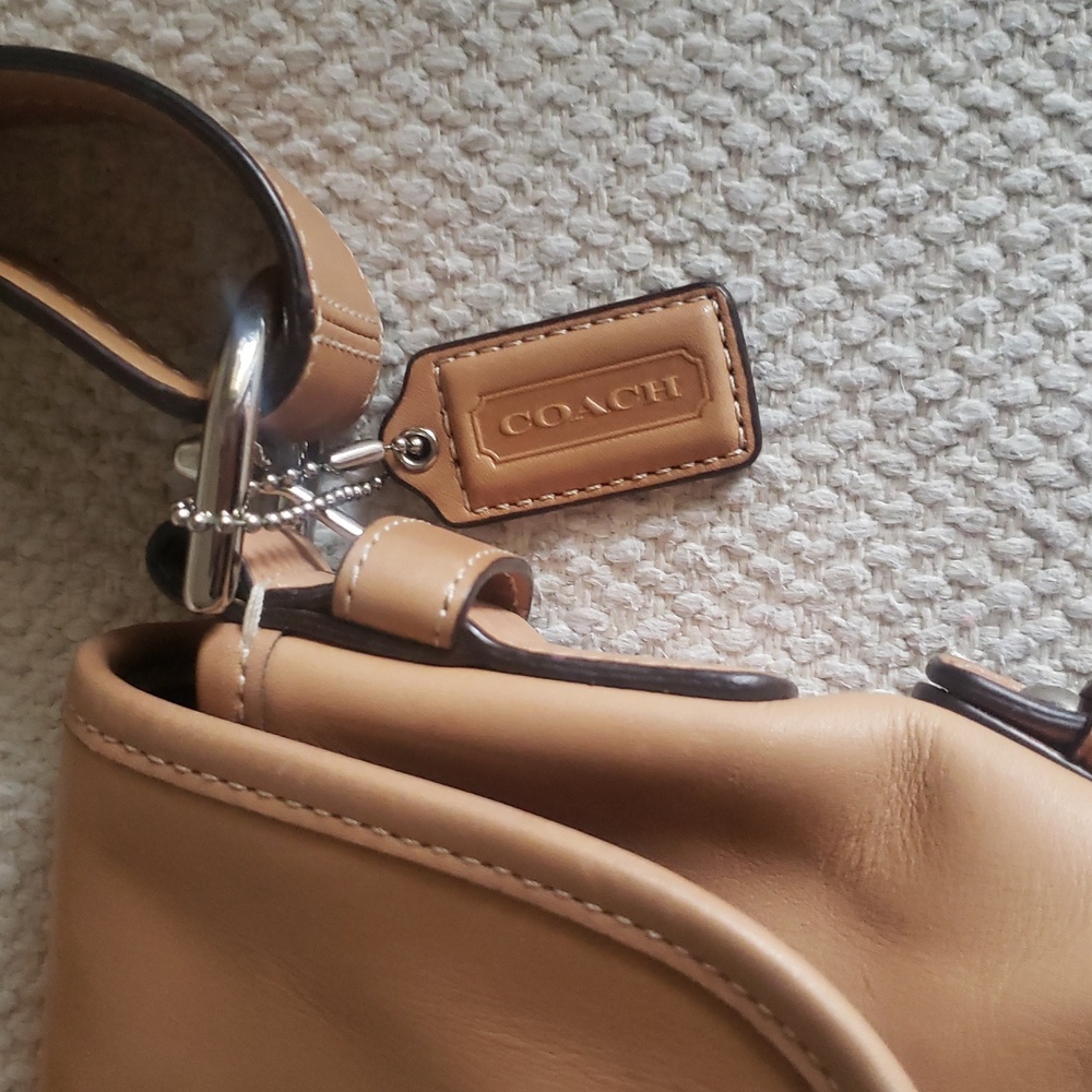 Vintage Coach Legacy Leather Shoulder Bag - Picture 7 of 8